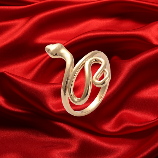 Snake eena grass ring